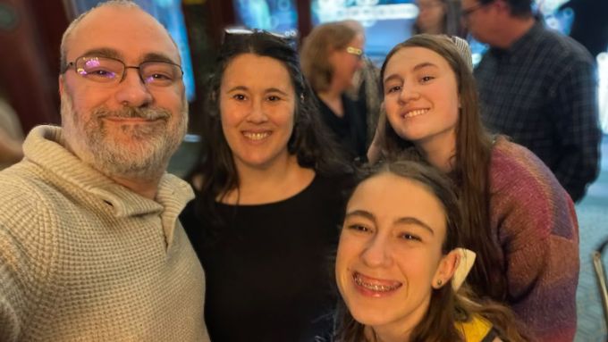 Picchi Family dad, mom, and daughters